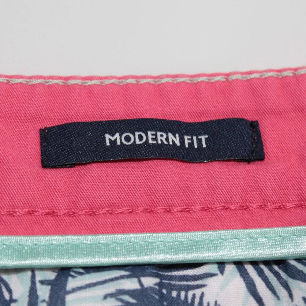 Gardeur NWT Bermuda / Casual Shorts Size 36 US Modern Fit in Pink 100% Cotton